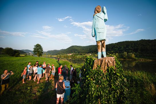 Estatua de Melania Trump Estatua de Melania Trump