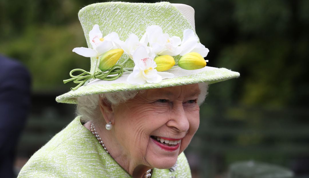 Reina Isabel II: La ausencia de la reina en el bautismo de su bisnieto