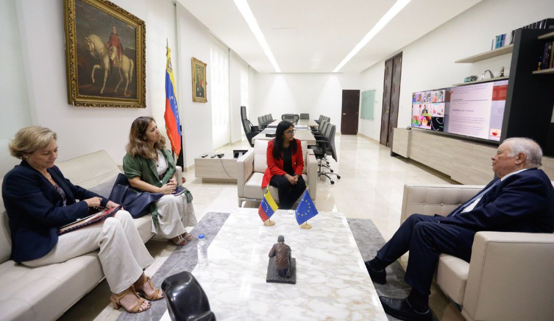 Reunión en Barbados con vicepresidenta de Venezuela
