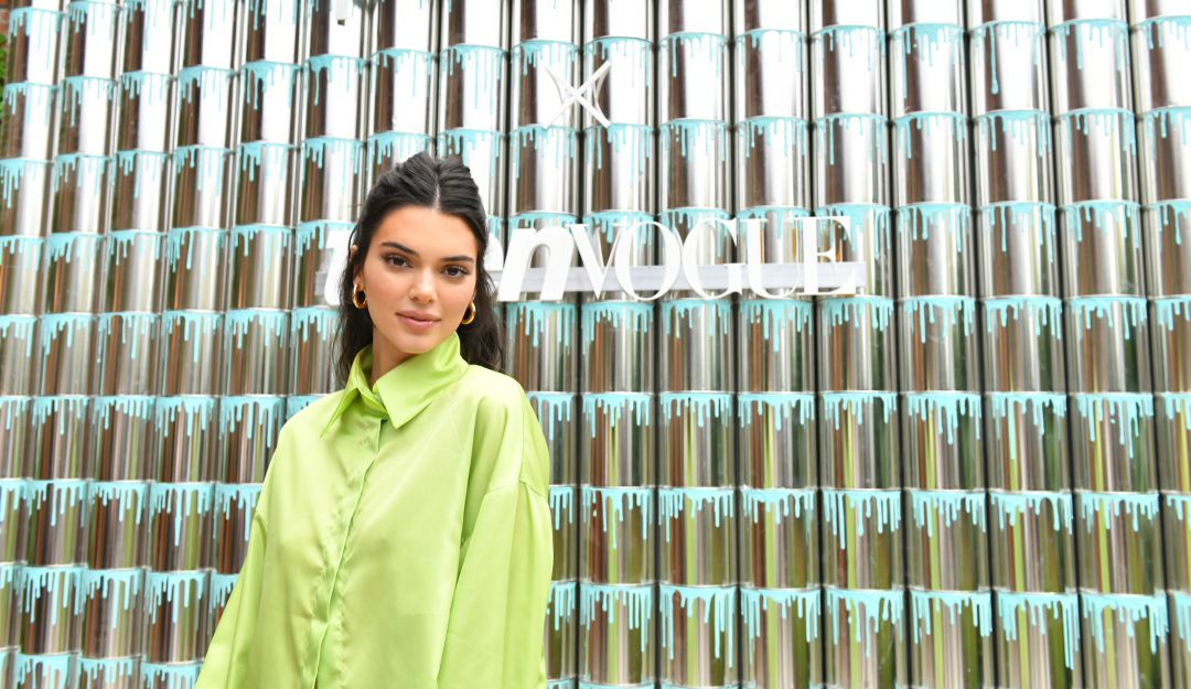 Kendall Jenner vestido de baño: ¡Muy sensual! Kendall Jenner se suma al reto viral del momento