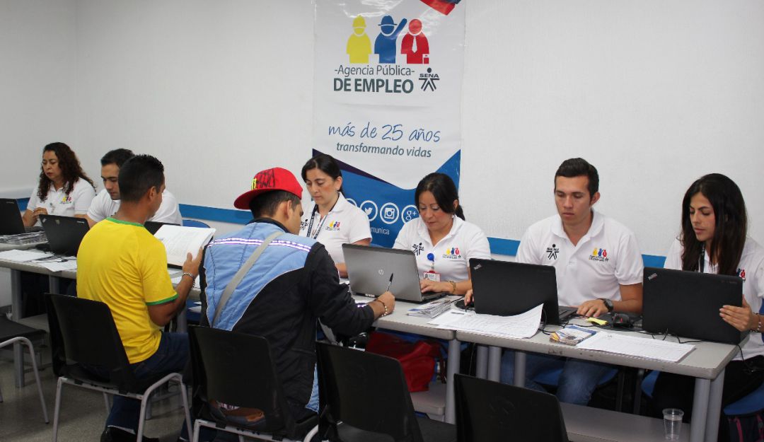 BUCARAMANGA SENA EMPLEO JORNADA: 300 vacantes se ofertan en jornada del Sena