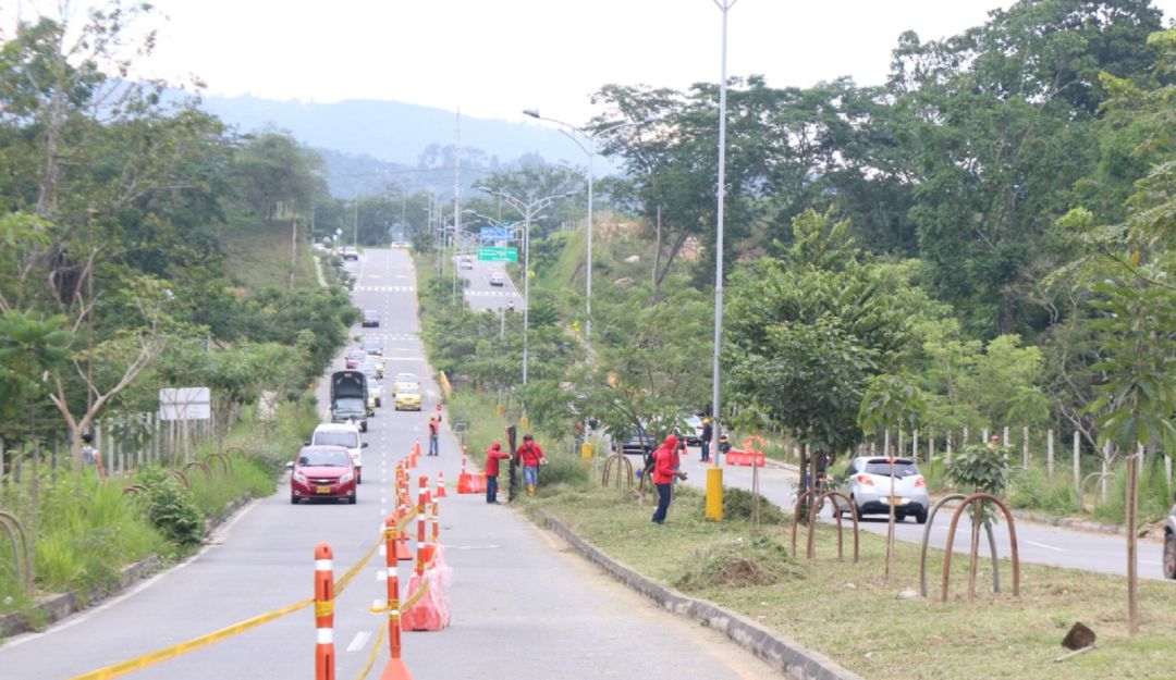 BUCARAMANGA CERRARÁN UNA CALZADA DE LA TRANSVERSAL DEL BOSQUE: Nuevo cierre de la Transversal del Bosque