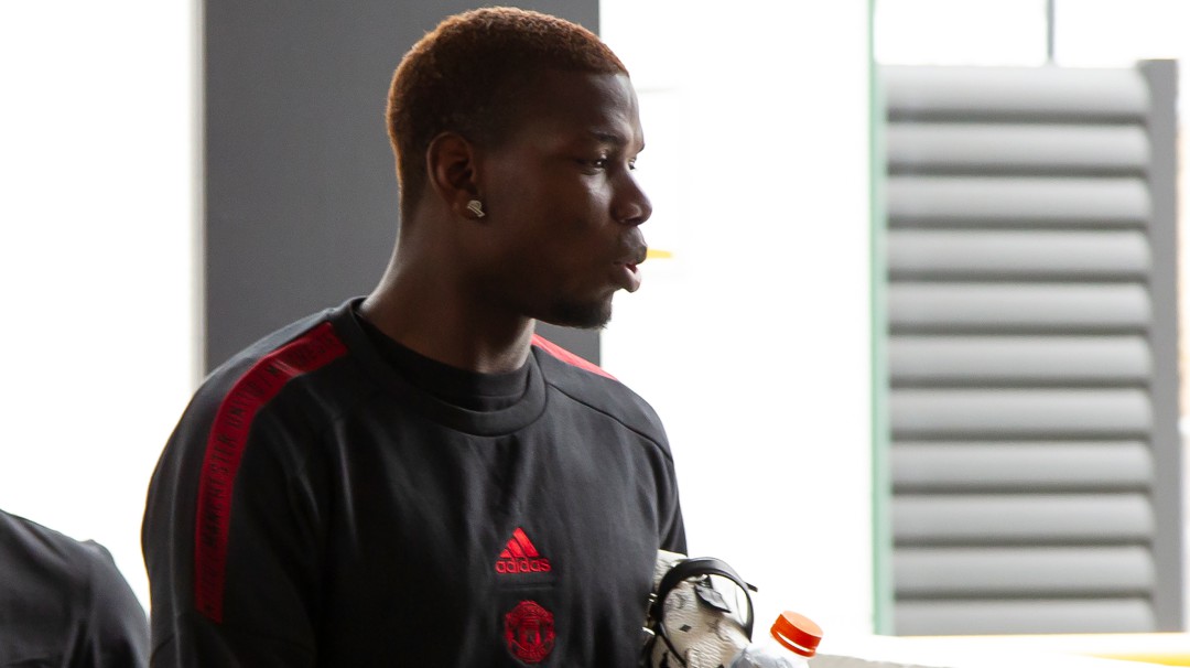 "No hay ofertas" por Pogba, asegura el DT del M. United