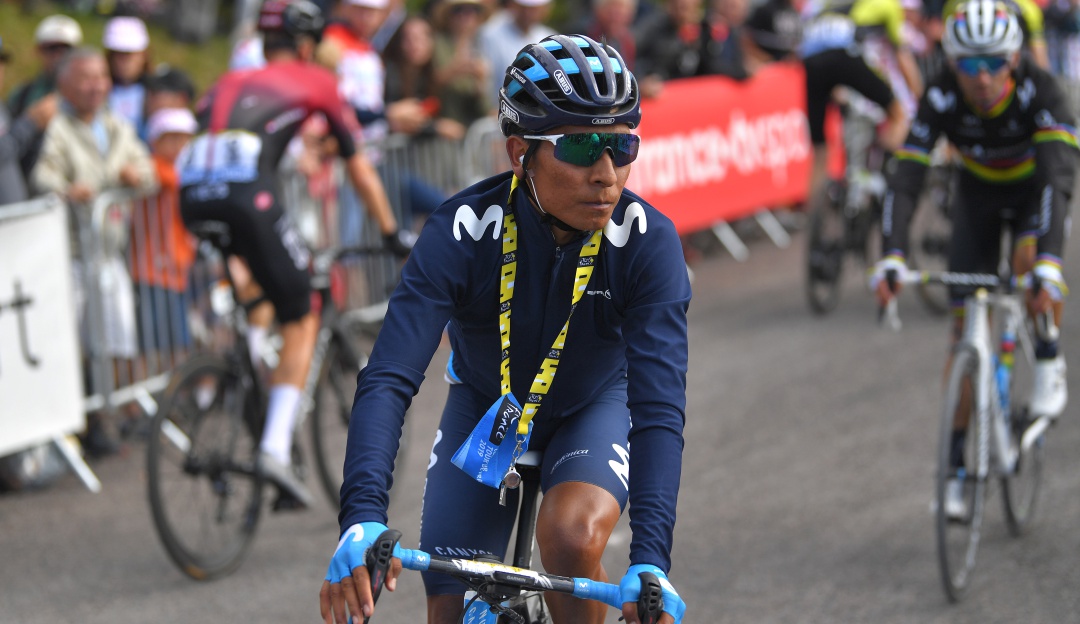 Nairo Quintana Tour: Nairo tuvo que hacer una 'parada técnica' que casi lo corta del grupo