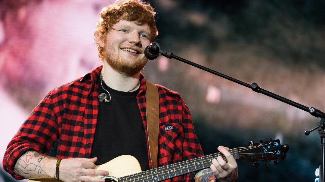 La esposa de Ed Sheeran teme que se convierta en una especie de ermitaño