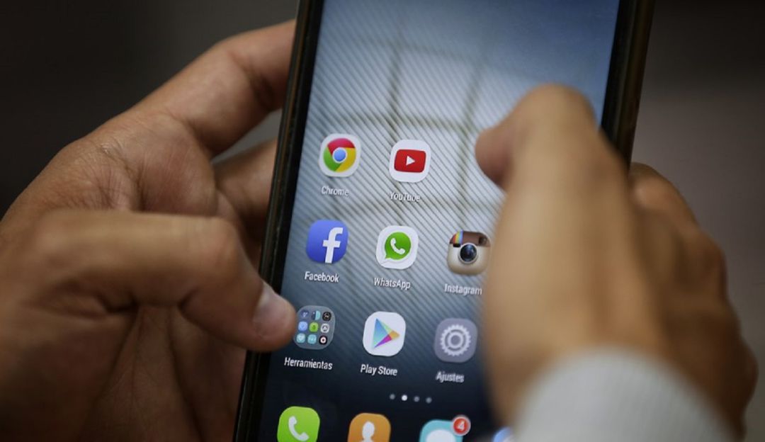 Virus presente en teléfonos celulares: Que su teléfono no sea el siguiente en infectarse del virus 'Agente Smith'