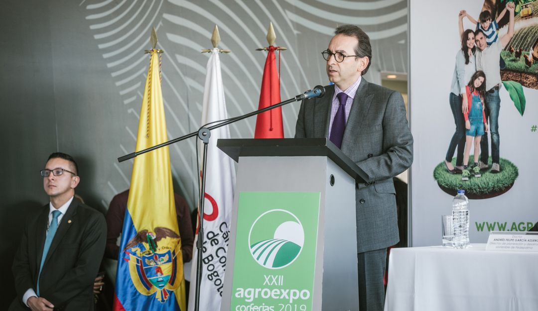 Ministro Andrés Valencia en Agroexpo 2019