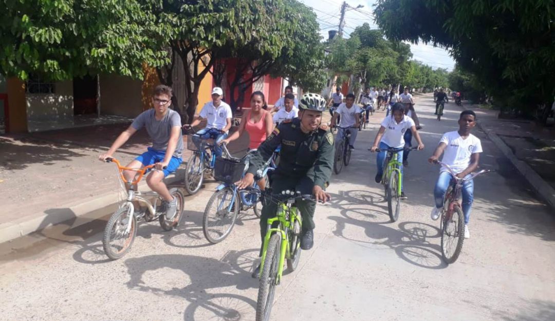 Ciclovías en Mompox, Bolívar: Policía promueve utilización de bicicletas en Mompox, Bolívar