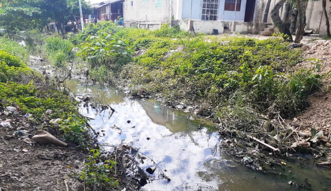 Contaminación de agua en Cartagena: Denuncian presunta contaminación con químicos hacia la Bahía de Cartagena