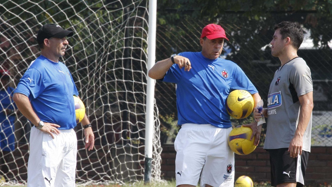 "La distancia entre Junior y Nacional con los demás es enorme"P. Sarmiento