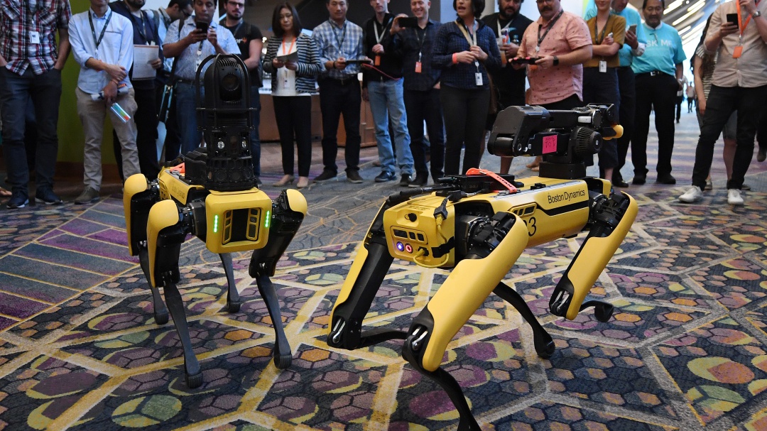 Robots de Boston Dynamics listos para vender