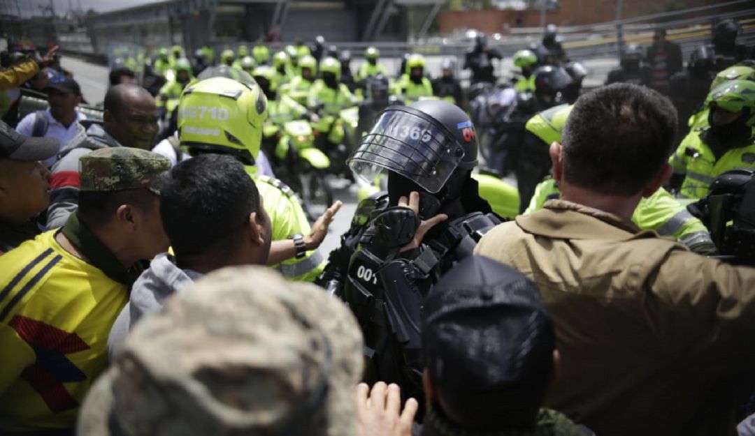 Bloqueo calle 26: Protestas afectan la movilidad por la calle 26 al oriente