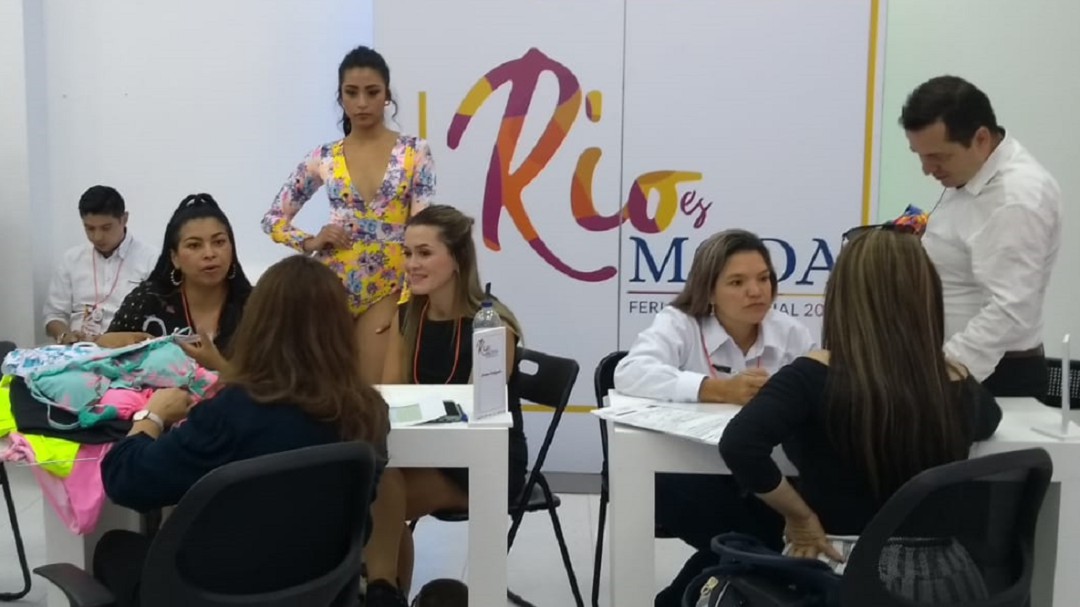 Riosucio es el mayor productor de vestidos de baño del país