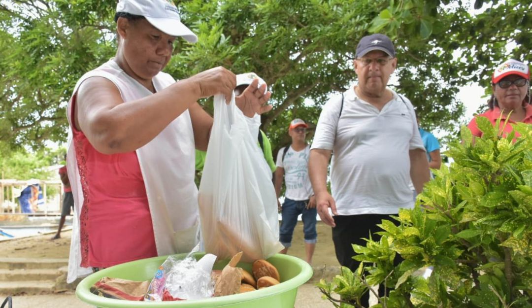 Alcaldía y ayudas sociales: Alcaldía de Cartagena desarrolla proyecto de panadería en Isla Fuerte