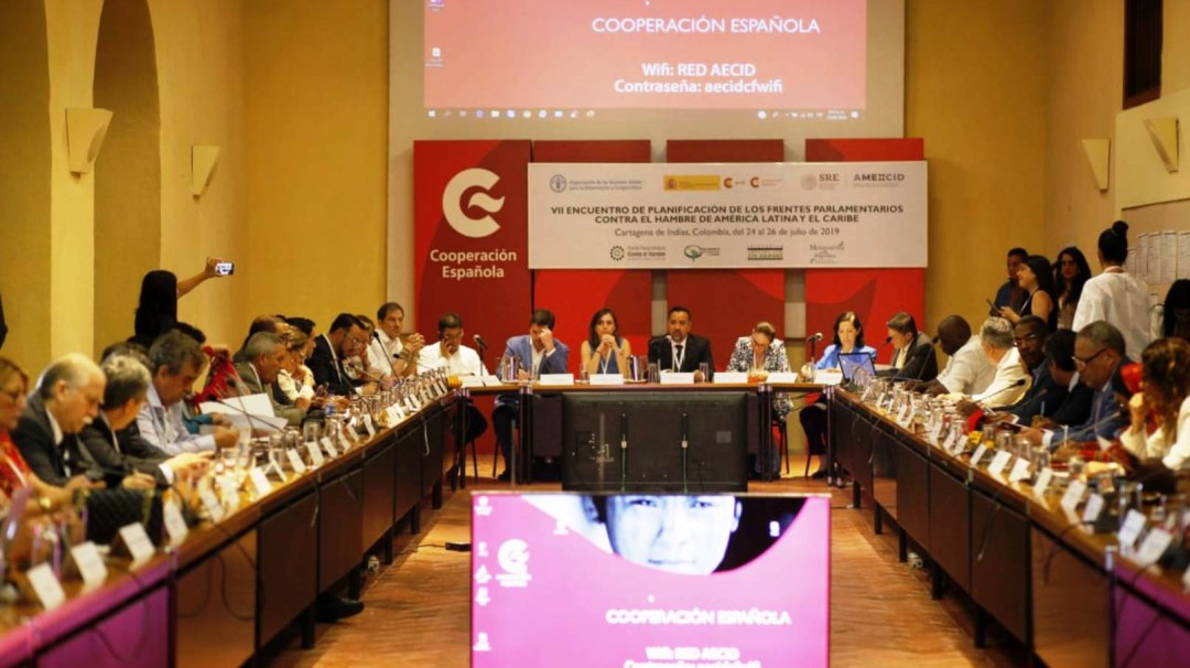 Parlamentarios de América llaman la atención por aumento del hambre
