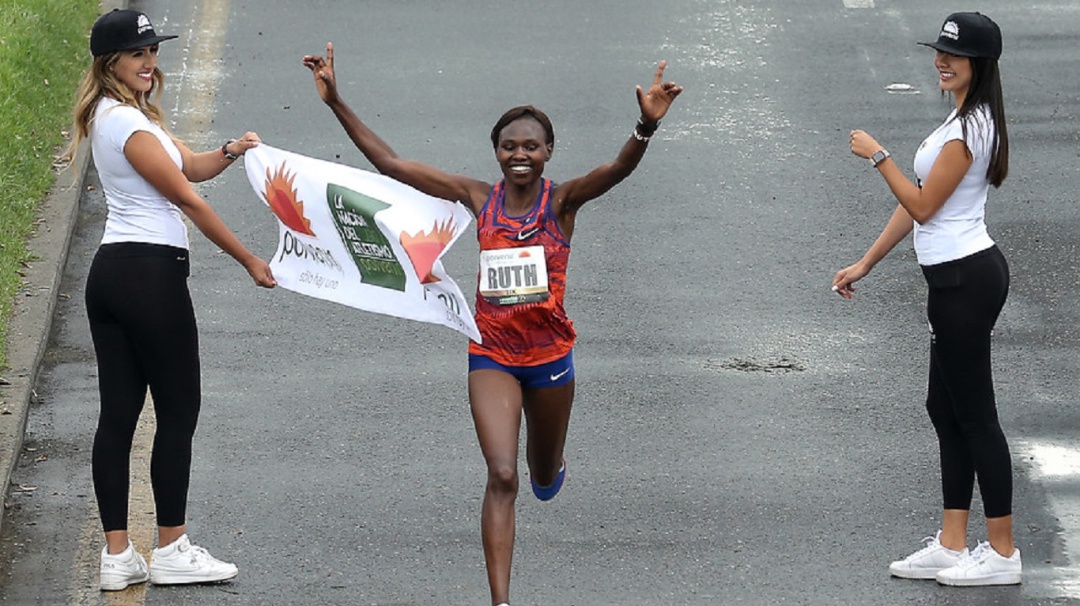 Tamirat y Chepngetich ganan Media Maratón de Bogotá