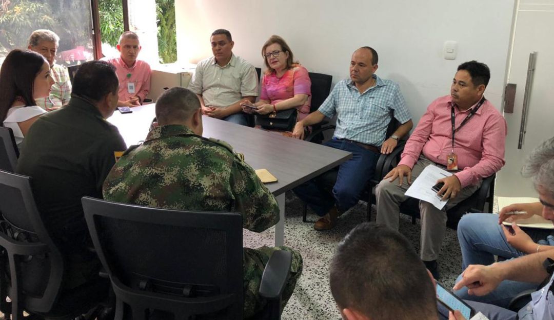 Paro de transportadores en Pueblo Rico: Iniciarán obras en la vía Risaralda- Chocó después de paro transportador