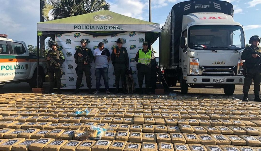 Marihuana con la cara de Escobar y Bin Laden: Incautan cargamento con fotografías de Escobar y Bin Laden