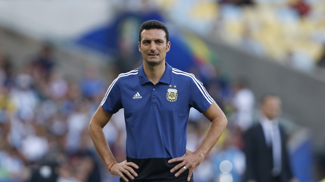 Argentina confía en su técnico y lo ratificó para jugar las eliminatorias