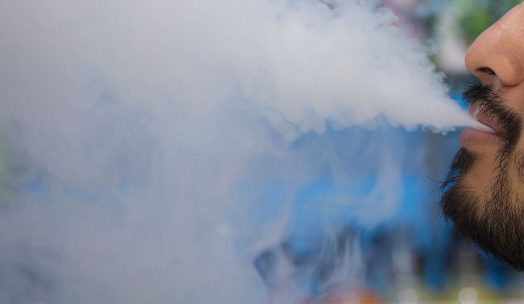 Vaporizadores no quitan el deseo de fumar: Los cigarrillos electrónicos son "indudablemente dañinos", advierte la OMS
