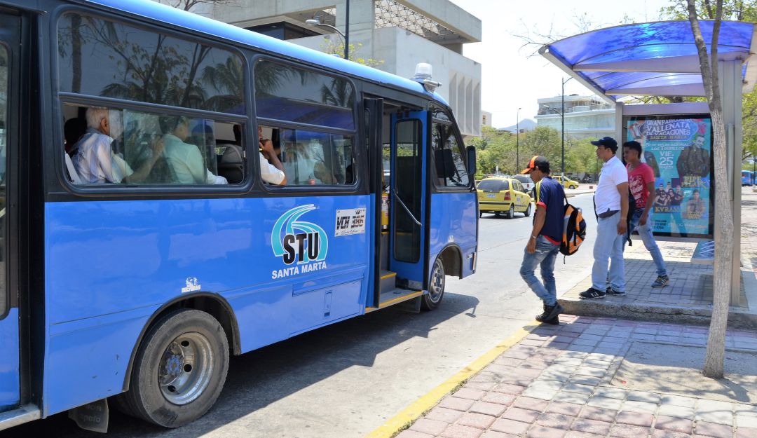 EN SANTA MARTA: Más de 600 buses atienden a los samarios en el Día sin Moto
