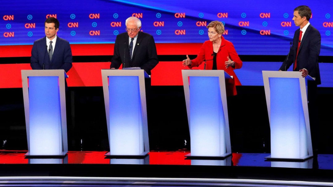 Candidatos moderados critican a Sanders y Warren en debate demócrata