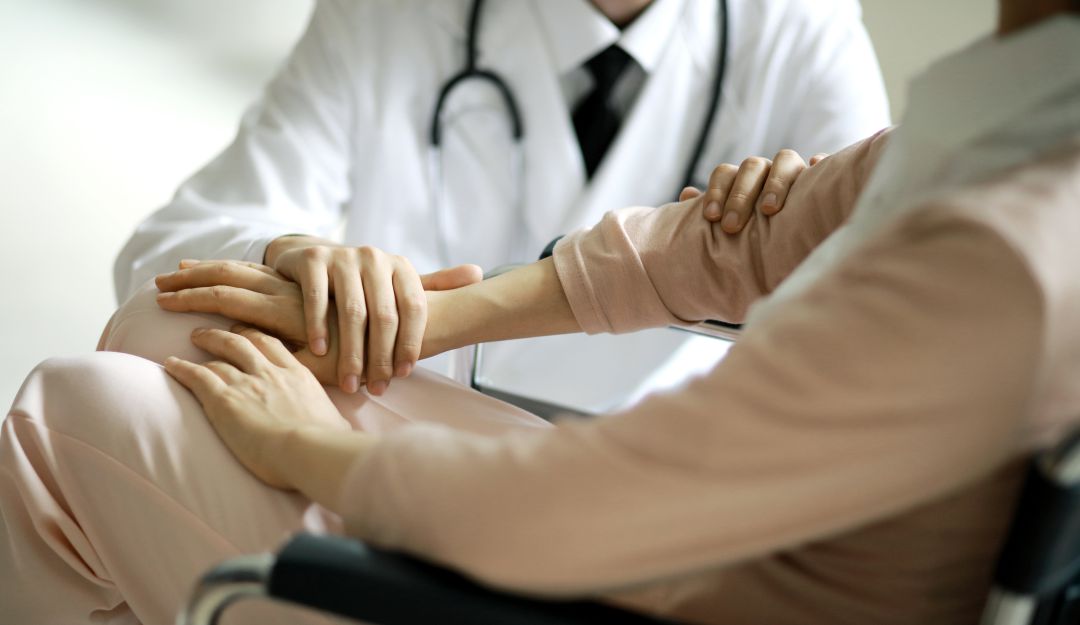 Médicos amenazados en Bogotá: Pelea de médicos paralizó la atención pediátrica en Hospital de la Policía