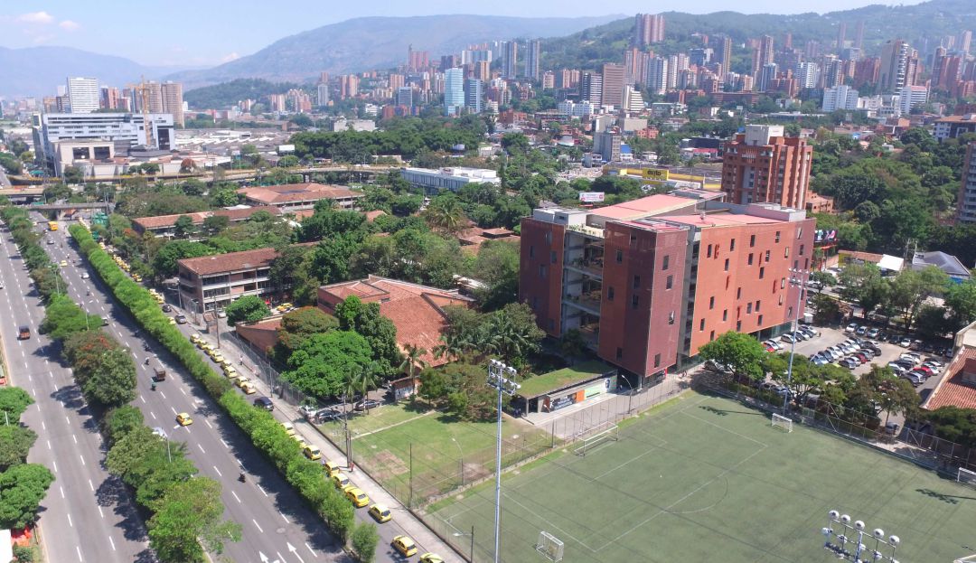 Amenazan a estudiante del Politécnico, investigan amenazas: Denuncian amenazas a un estudiante del Politécnico Jaime Isaza Cadavid