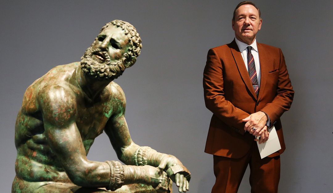 Kevin Spacey en Roma junto a 'El Púlgil de las Termas'.
