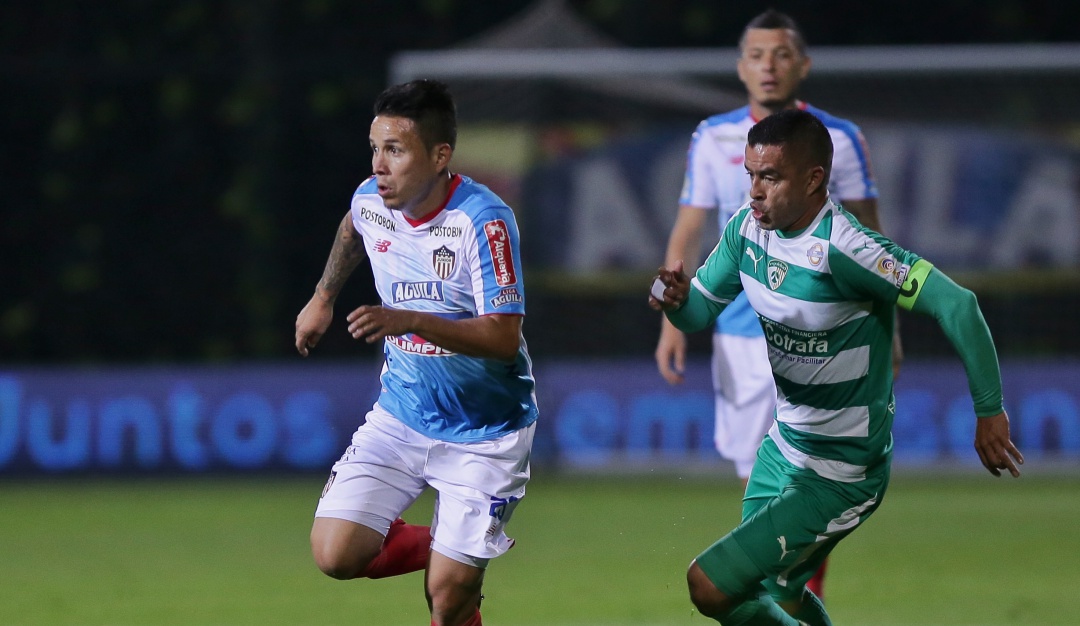 Santa Fe Patricio Camps Gustavo Chará Tomás Amaya Roger Torres: Los tres jugadores que llegarán para reforzar a Santa Fe
