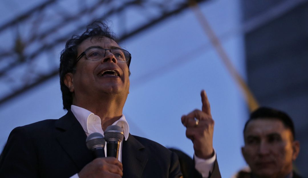 Gustavo Petro encuesta Atlántico: La polémica encuesta que favorecía a hijo de Petro en el Atlántico