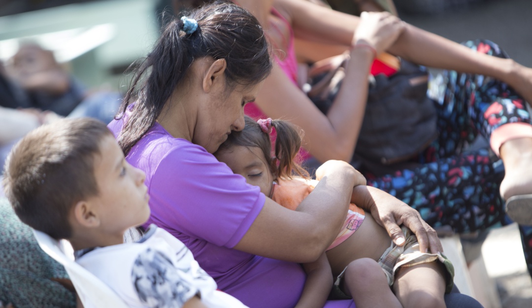 El hogar de paso La Divina Providencia ubicado en La Parada, Villa del Rosario, ayuda a alimentar a los venezolanos y colombianos que lo necesitan.