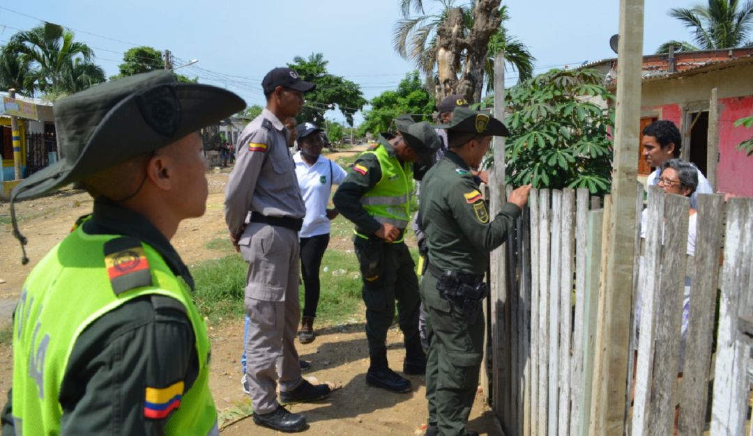 Policia ambiental en Cartagena: Policía Ambiental realiza jornada pedagógica en barrios de Cartagena