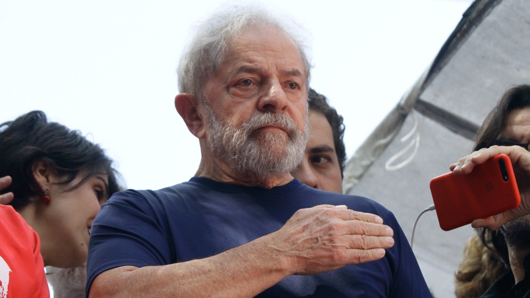 Justicia de Brasil autoriza traslado de Lula a Sao Paulo