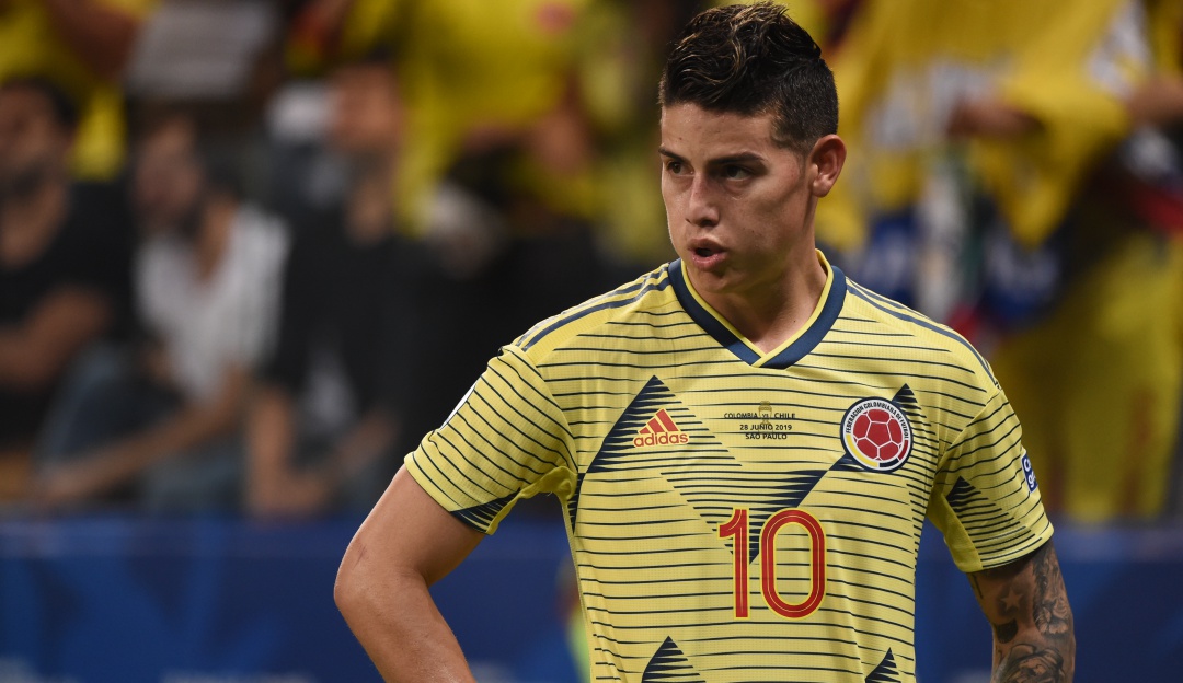 Napoli James Rodríguez Hirving Lozano: De Laurentiis: Me gusta Lozano, es más joven que James