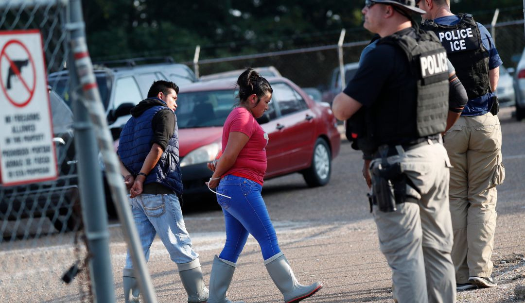 680 inmigrantes fueron arrestados en Misisipi