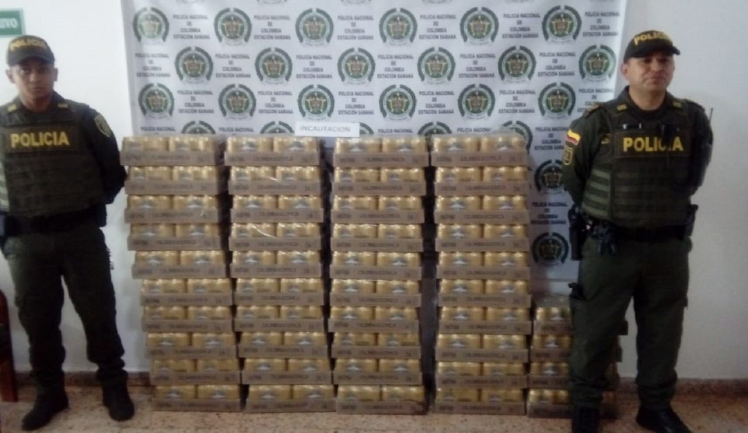Ilegalidad incautaciones contrabando: 500 paquetes de cigarrillos y 1056 unidades de cerveza decomisan en Caldas