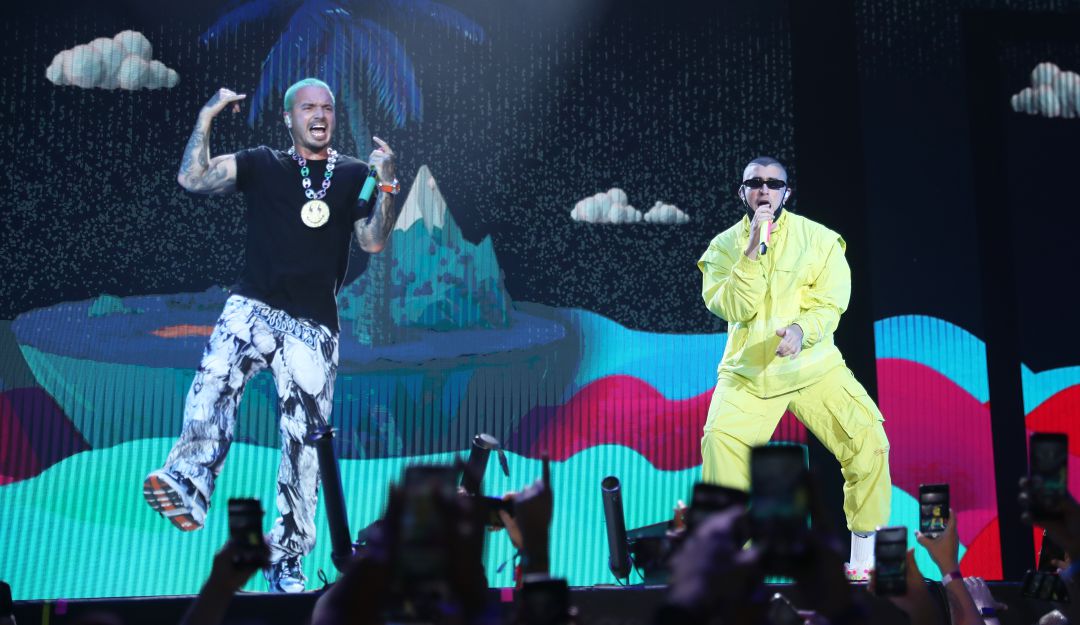 Bad Bunny en PornHub: Bad Bunny en directo para los PornHub Awards