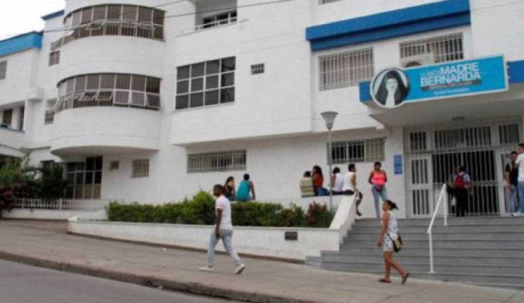 Baleado hombre pelea barrio Villas de Aranjuez Cartagena: Balean a hombre cuando intentaba refugiarse de una pelea en Cartagena
