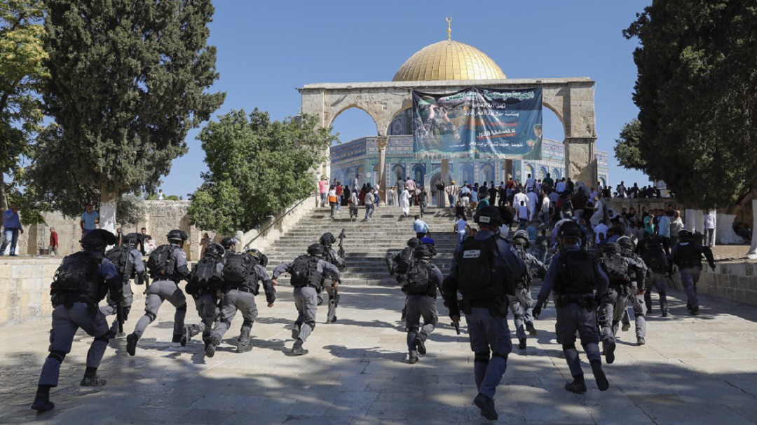 Enfrentamientos en la Explanada de las Mezquitas en Jerusalén