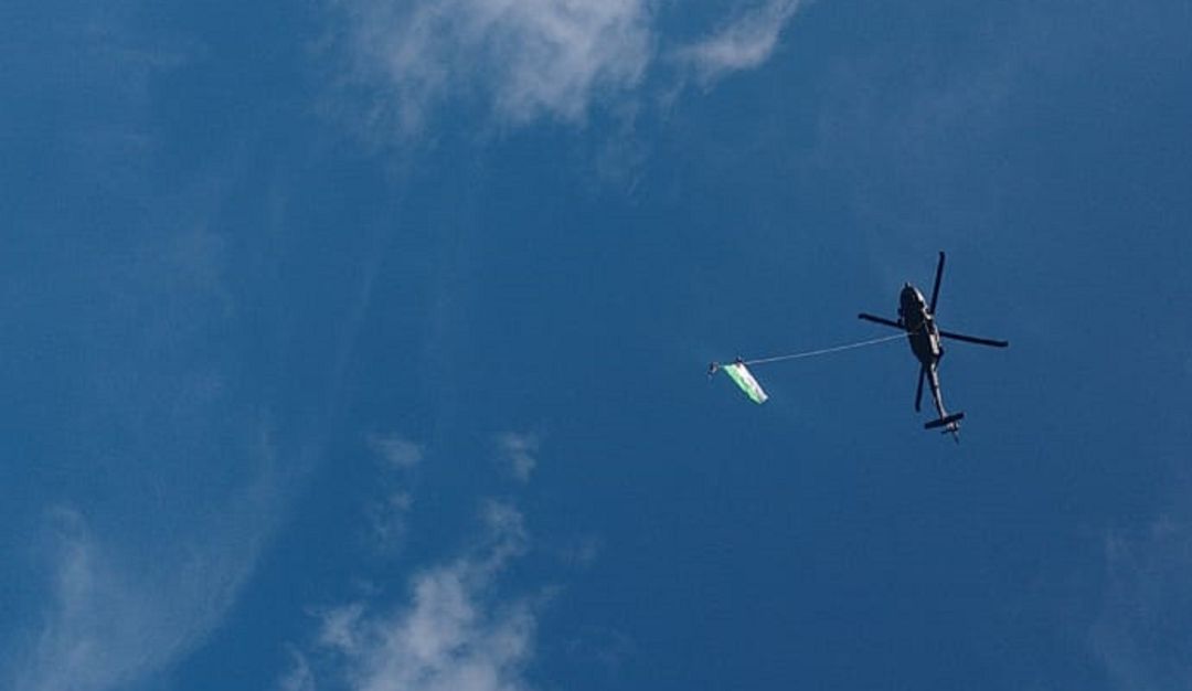 Accidente de militares en helicóptero: Mi hermano fue asesinado: familiar de militar que cayó al romperse la soga