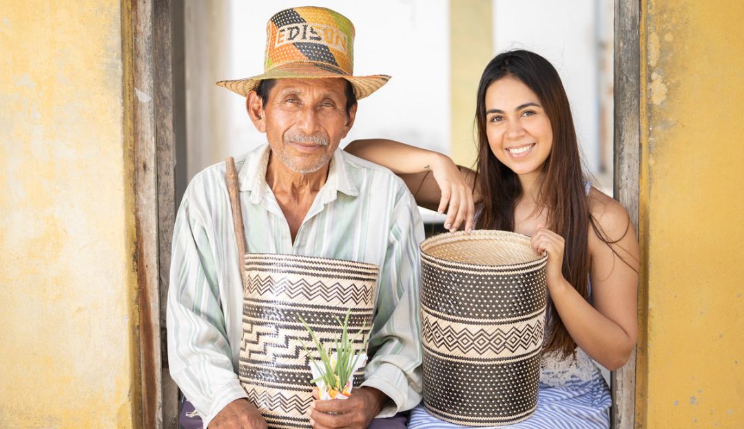Pausayu la firma que apoya a los artesanos Wayuu