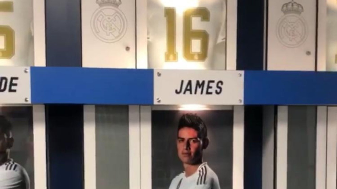 ¿Un nuevo guiño del Madrid a James?: recuperó su lugar en el camerino