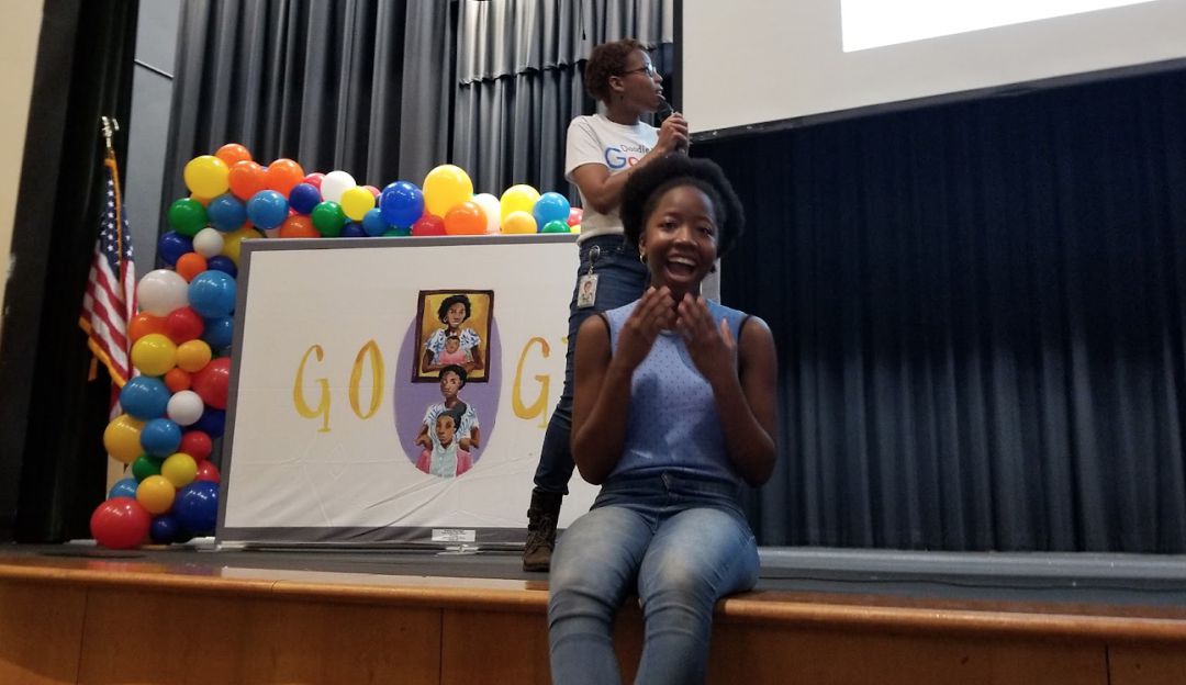 Arantza Peña al ganar la fase de estados del concurso Doodle for Google