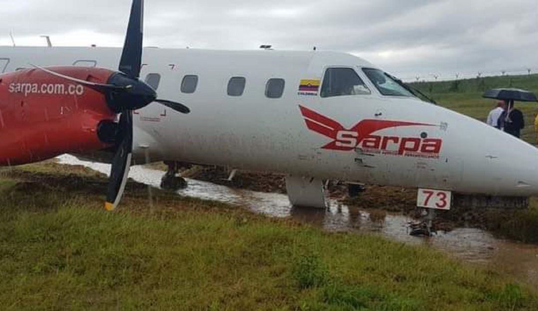 Aeronave sale de la pista: Aeronave se salió de la pista por mal tiempo