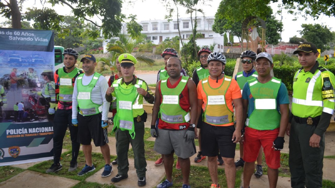 Tras accidentes, realizan campaña con ciclistas en la Troncal de Occidente