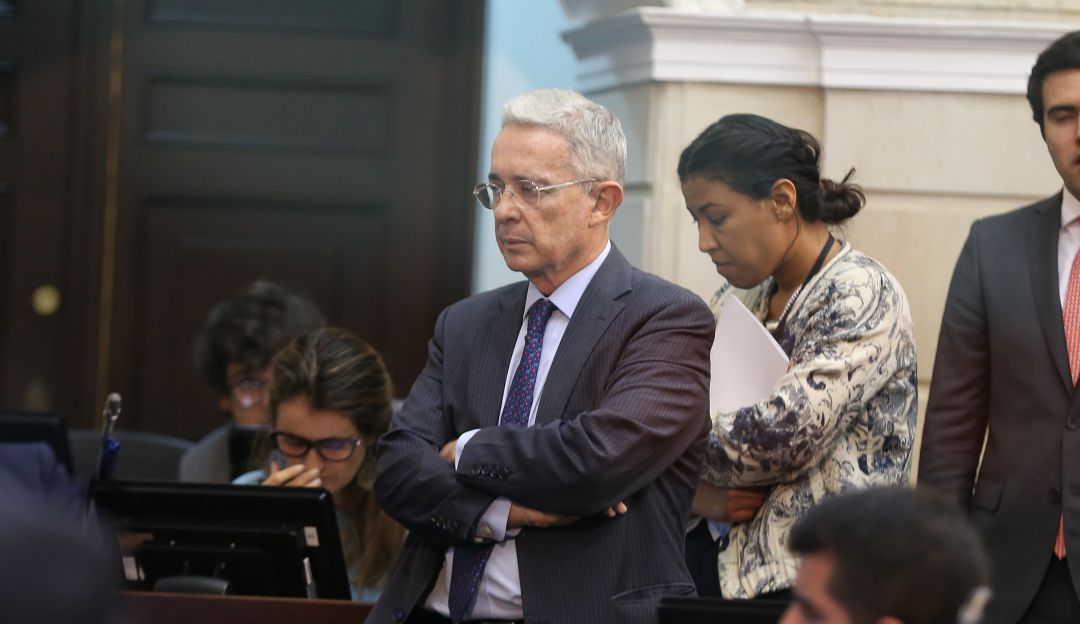 Las chuzadas de Álvaro Uribe: ¿El más 'chuzado'? Uribe dice que tiene más de 20.000 interceptaciones