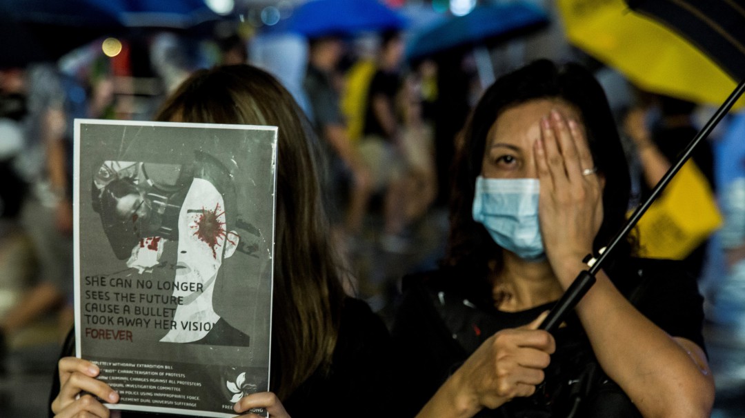 Twitter y Facebook entran en la guerra por Hong Kong