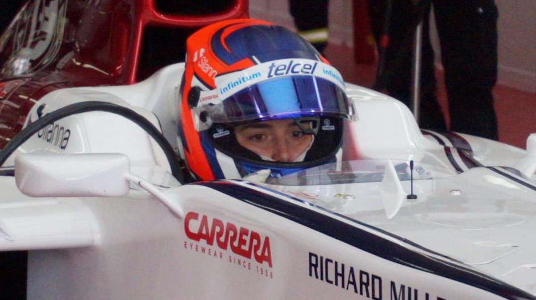 Tatiana Calderón se sube de nuevo a un Alfa Romeo de la F1