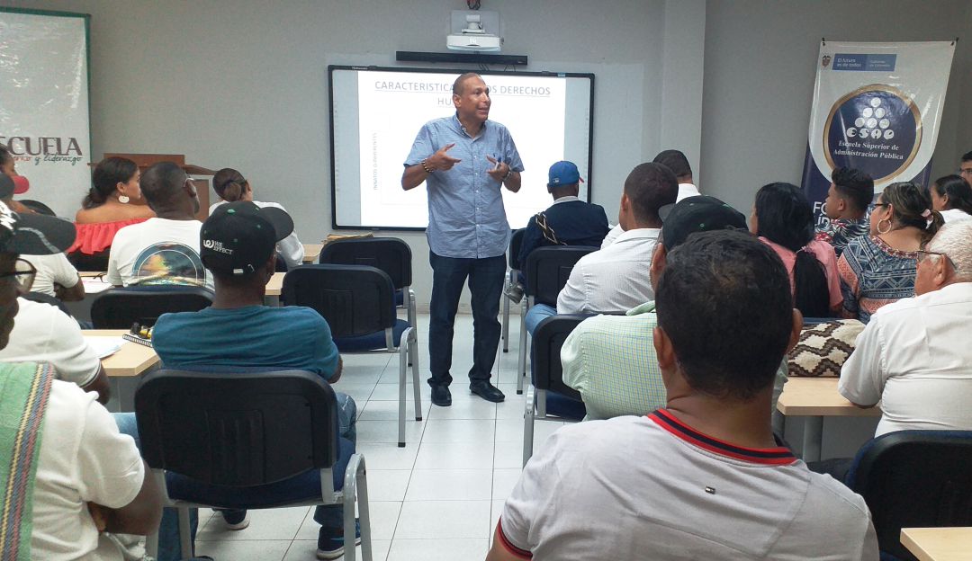 reincorporados: Escuela de Gobierno y Liderazgo realizó seminario de D.H. a reincorporados
